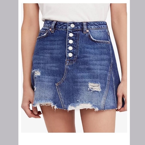 Free People Distressed Denim Mini Skirt 25 - Picture 1 of 8